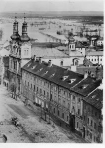Bývalé gymnázium na Velkém náměstí v Hradci Králové