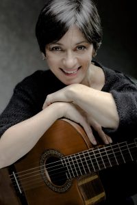 Bente Kahan