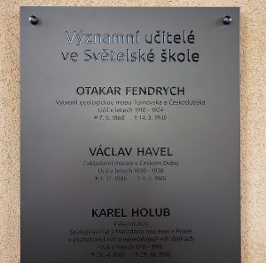 Deska se jmény učitelů -vlastenců světelské školy