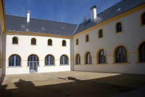 Otevřený františkánský klášter, foto: Evžen Pajskr