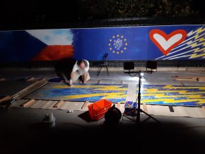 Česká výstava streetartových děl v Paříži.