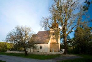 Kostel v Loukově, Foto Ondřej Přibyl