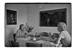 Bohdan Holomíček, V jejich družstevním bytě, září 1974