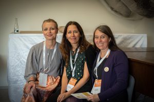 10. Broumovské diskuse, 1. panel, Kateřina Ostradecká uprostřed