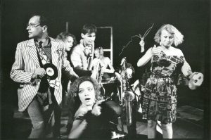 1990, foto z představení Pardon Olomouc Pění a úpění pěny (adaptace Borise Viana Pěna dní)