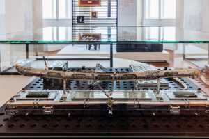 Ocelový meč z Mongolska