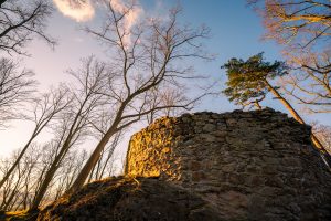 Fragmenty hlavní věže hradu Prácheň