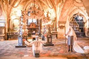 Divadelní představení Memento mori v sedlecké kostnici