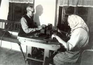 Domácí broušení v průběhu 20. století