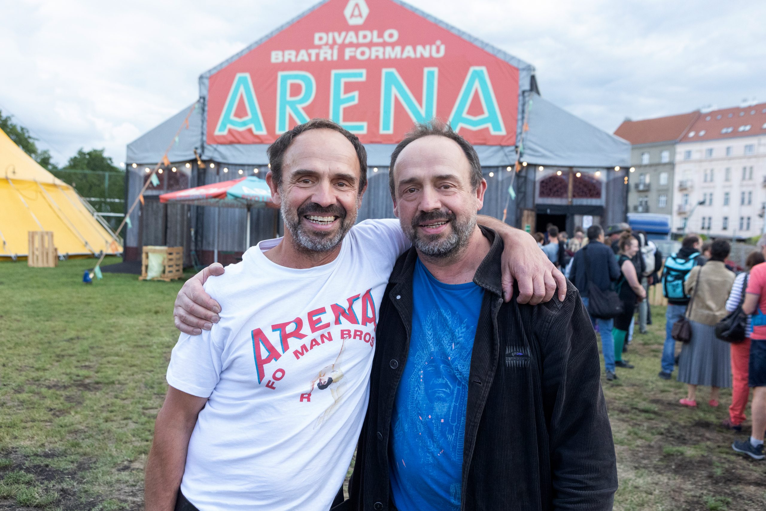 Bratři Formanovi a Arena