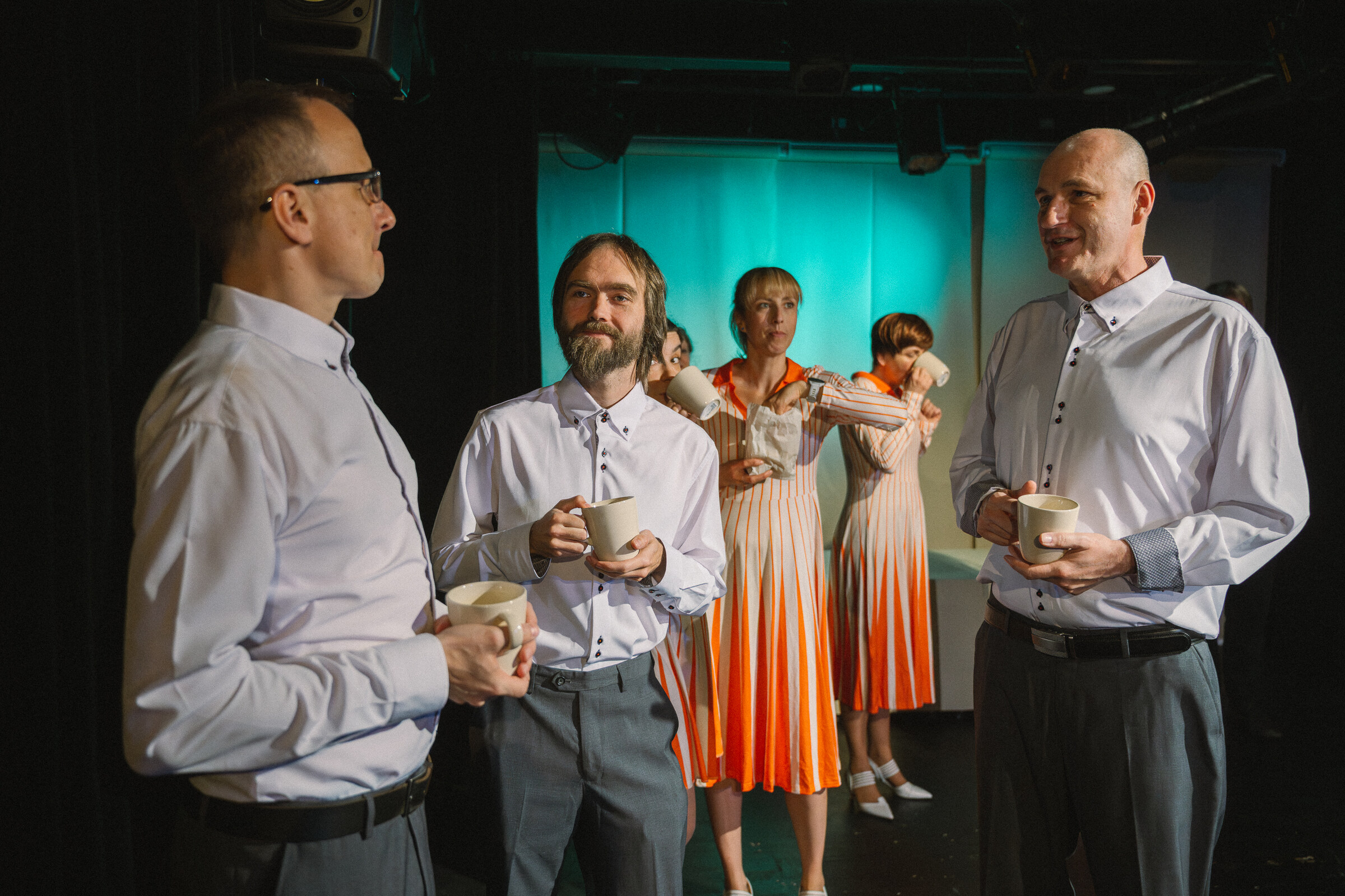 Divadlo EXIL – Humr