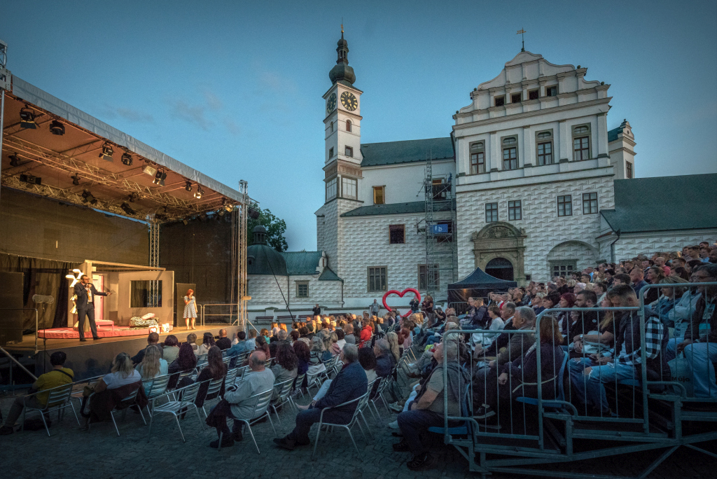 Ze zahájení festivalu Pernštejnlove 2025