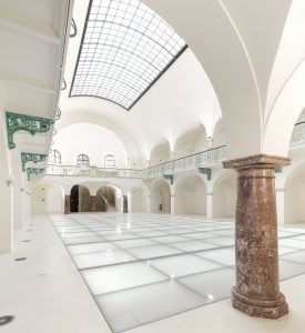 Bazénová hala