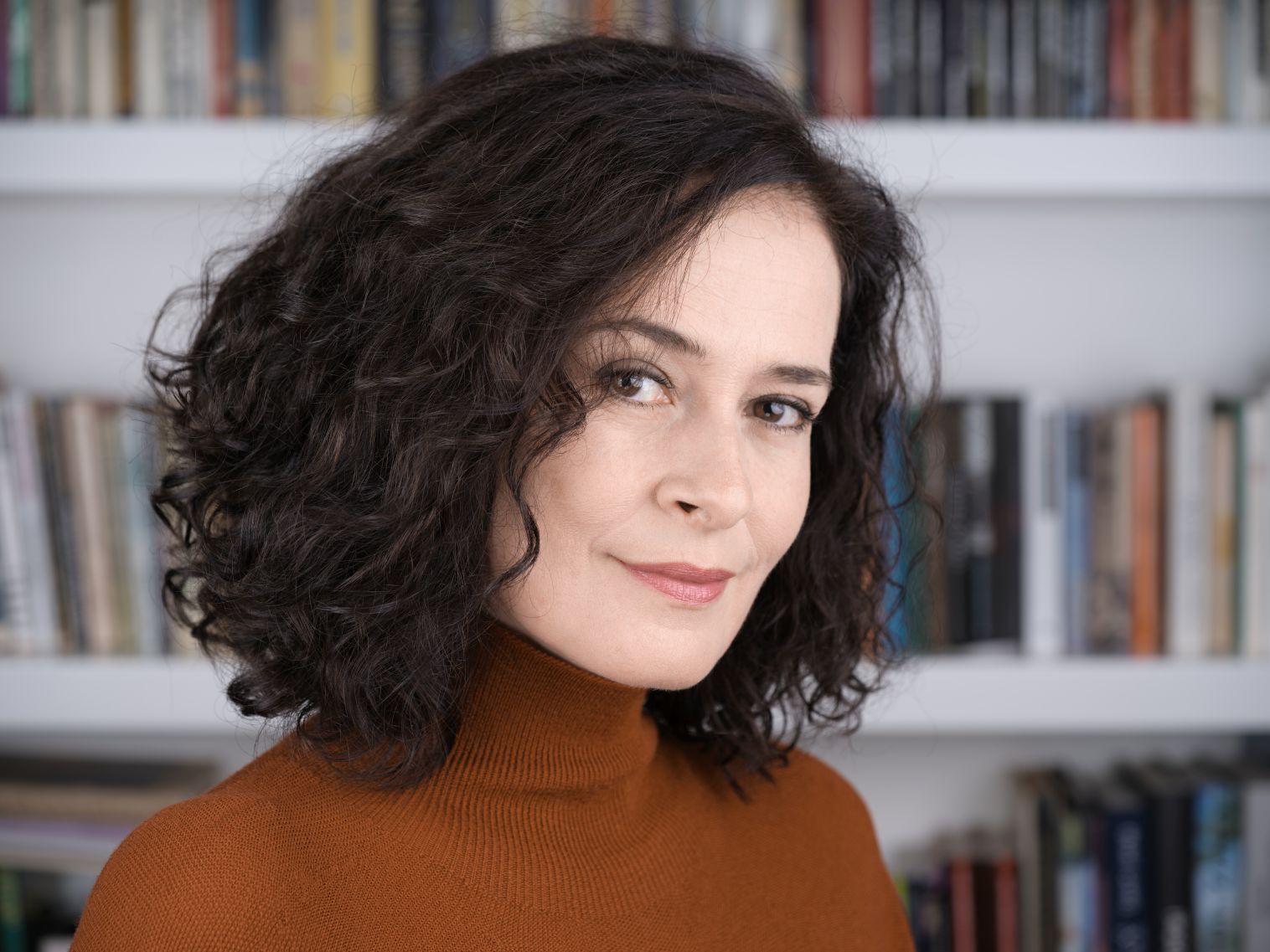 Simona Saturová